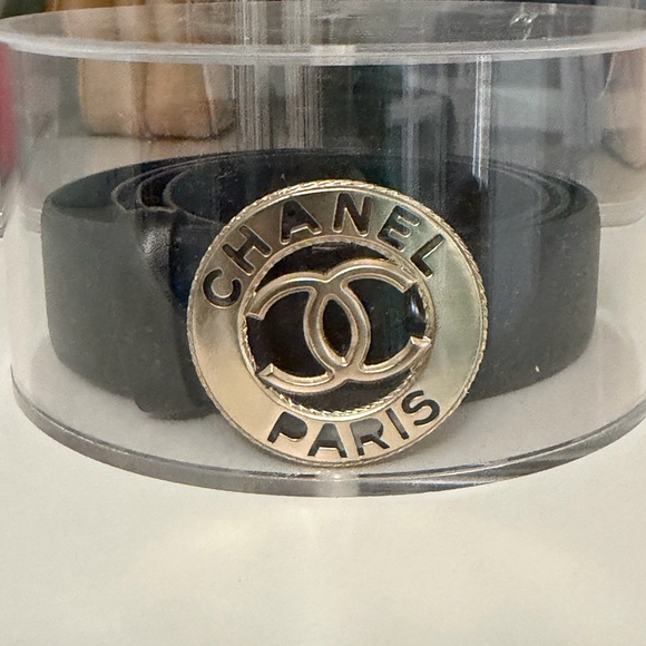 CHANEL Accessories - Chanel CC Logo Belt Black Leather Gold Medallion Buckle Size 90/36 Authentic